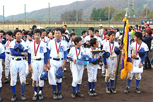 「ピノキオ薬局杯秋季学童軟式野球大会」が無事終了しました。