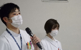 講座名「憧れのお仕事！「薬剤師さんになるには」の親子無料講座が各務原市で開催されました。